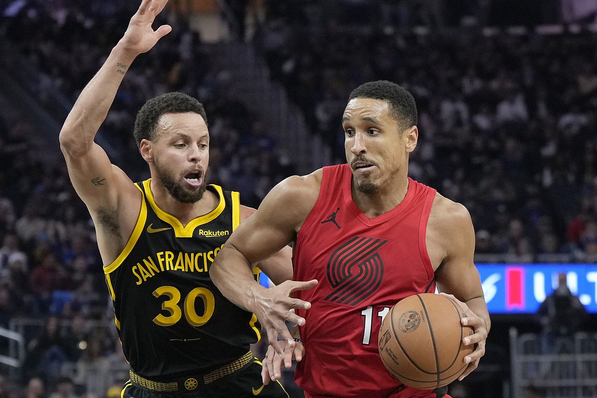 Warriors Extend Streak with Dominant Win Over Trail Blazers